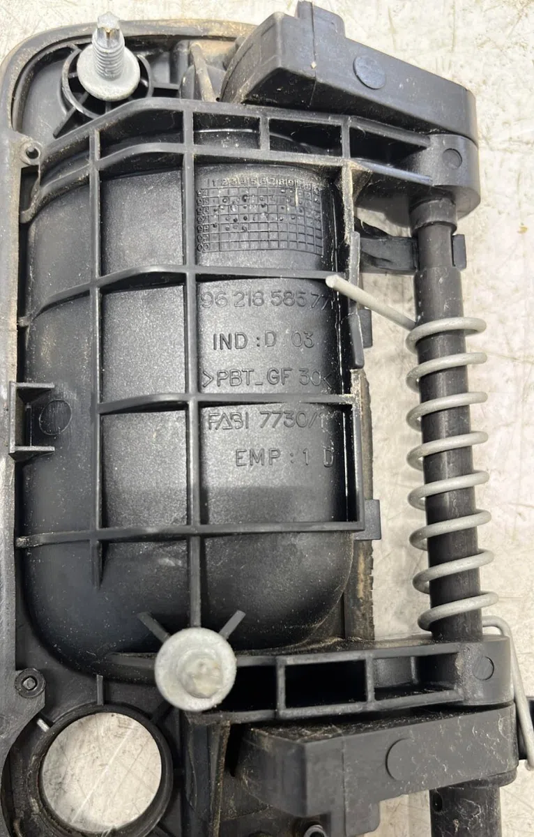 Poignee ext porte avd Peugeot 406 (8B) 1.8 16v (1995-2000) occasion