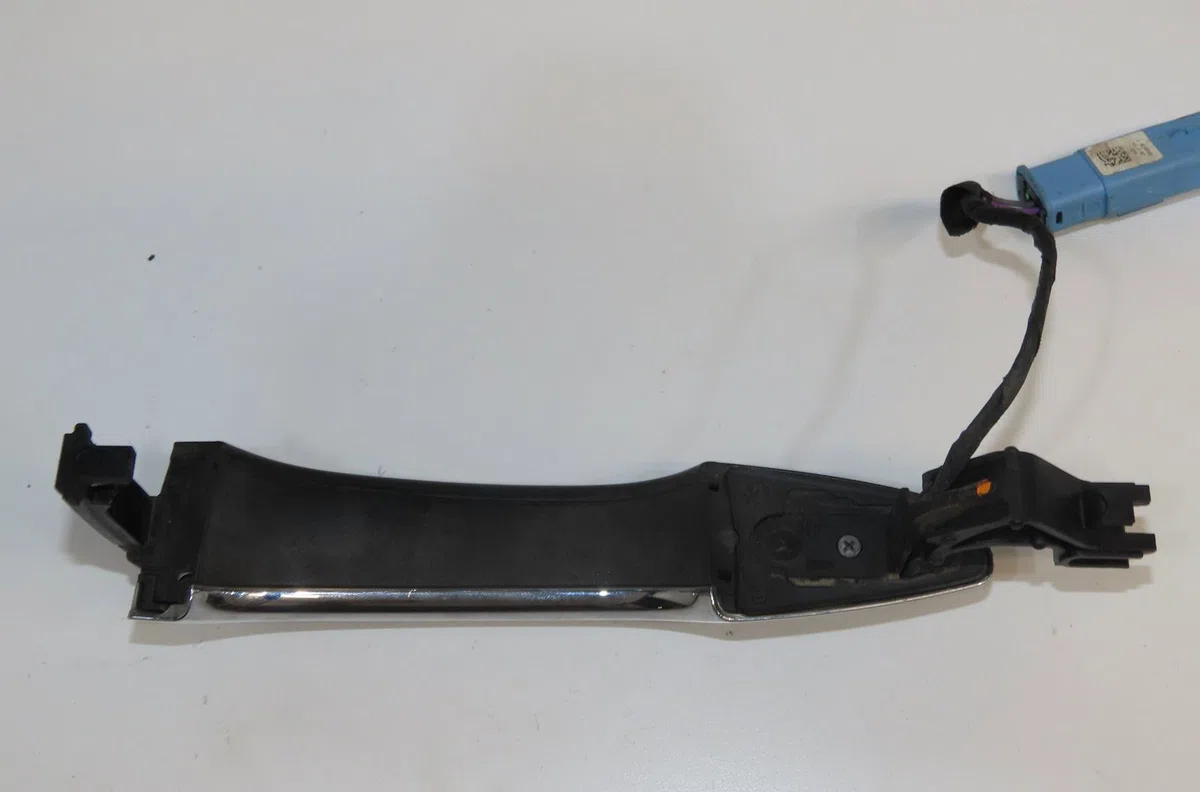 Poignee ext porte avd Peugeot 508 SW I (8E_) 2.0 hdi (2010-2018) occasion