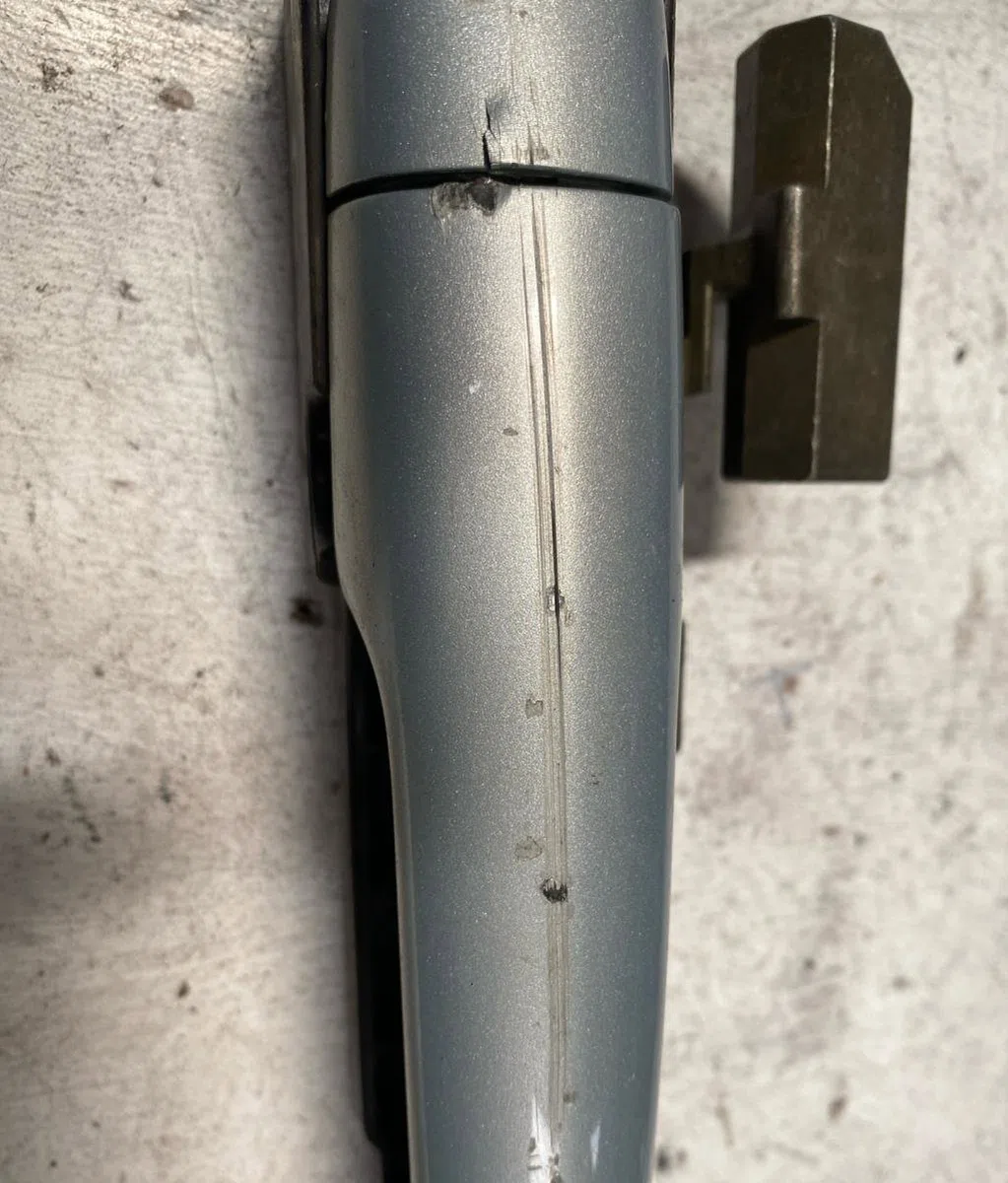 Poignee ext porte avd Renault ESPACE IV (JK0-1_) 1.9 dci (jk0u) (2003-2005) 5 portes occasion