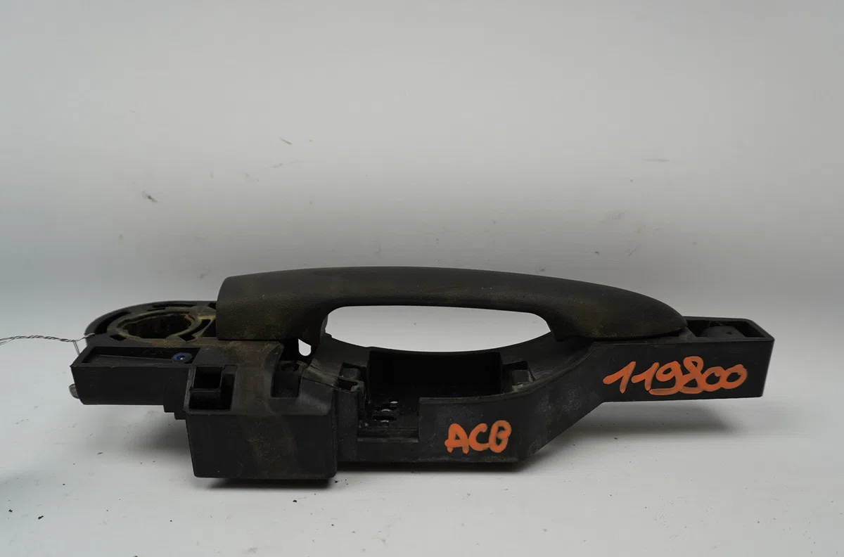Poignee ext porte avd Renault KANGOO Express (FW0-1_) 1.5 dci 75 (fw07, fw10, fw04) (2010) 4 portes occasion