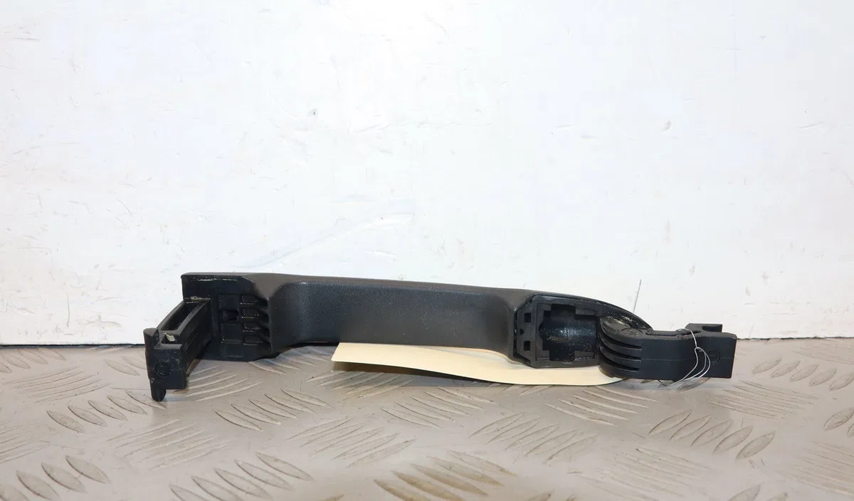 Poignee ext porte avd Renault KANGOO Express (FW0-1_) 1.5 dci 90 (fw0g, fw05, fw08, fw11) (2009) 4 portes occasion