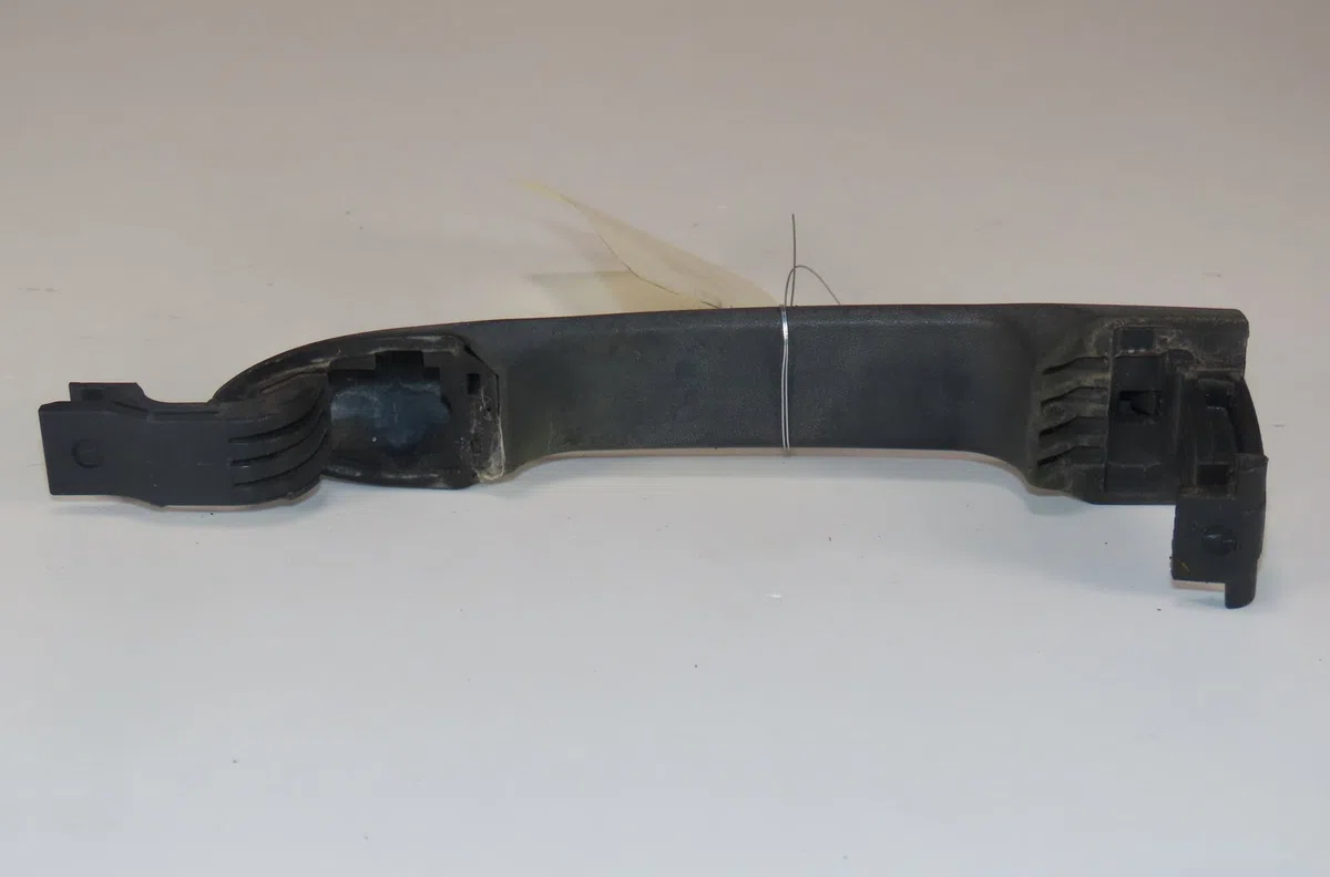 Poignee ext porte avd Renault KANGOO Express (FW0-1_) 1.6 (fw00, fw0e, fw0n, fw0p, fw0y) (2008) occasion