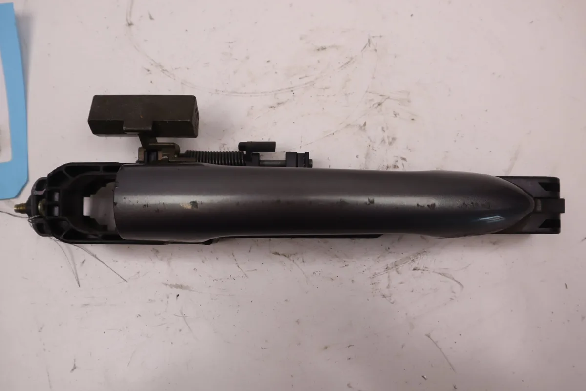 Poignee ext porte avd Renault LAGUNA II (BG0-1_) 2.2 dci (bg0f) (2001-2006) occasion