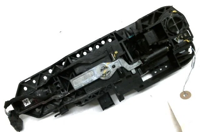 Poignee ext porte avd RENAULT LATITUDE occasion