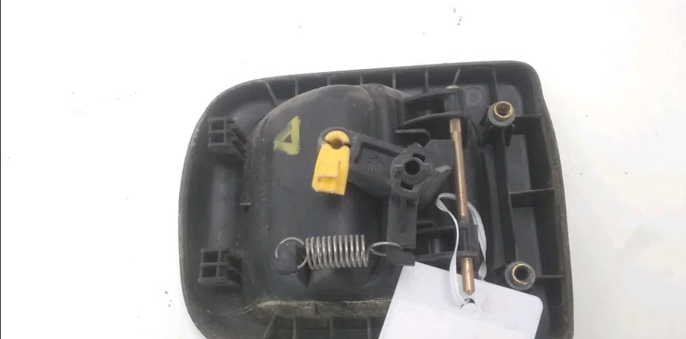 Poignee ext porte avd Renault MASTER II Camion plate-forme-Châssis (ED-HD-UD) 2.5 d (1998-2001) occasion