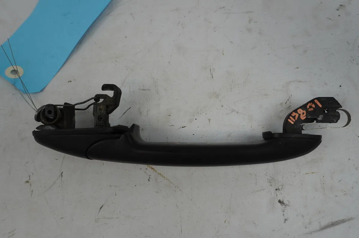 Poignee ext porte avd Seat IBIZA II (6K1) 1.9 sdi (1996-1999) occasion