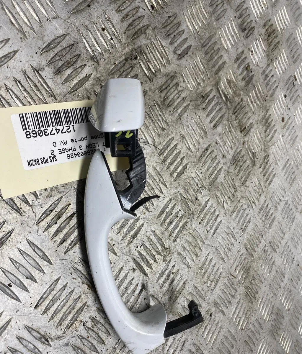 Poignee ext porte avd SEAT LEON 3 PHASE 2 occasion