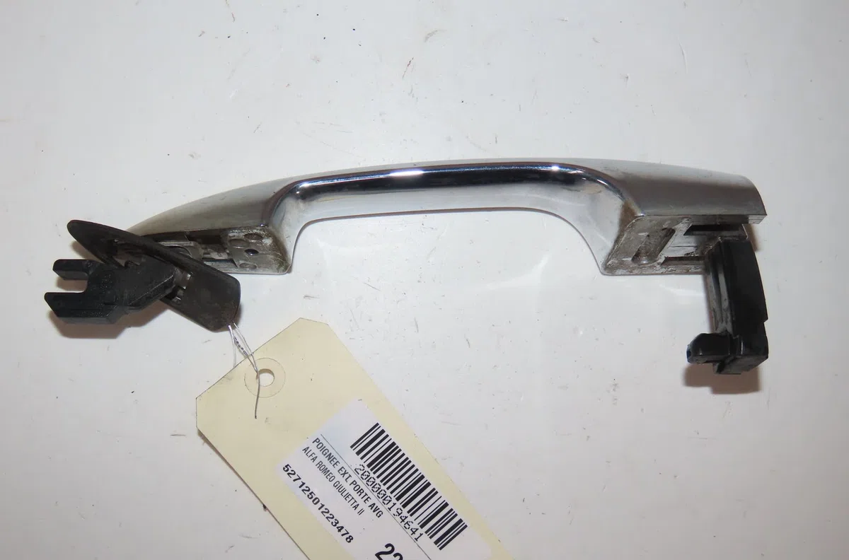 Poignee ext porte avg Alfa romeo GIULIETTA (940_) 1.4 tb (940fxa1a, 940fxt1a) (2010-2020) occasion