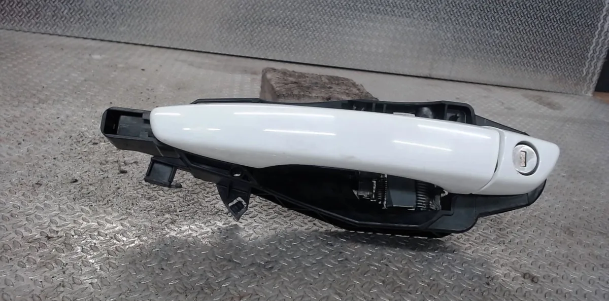 Poignee ext porte avg CITROEN C3 3  C3 3 PHASE 1 occasion