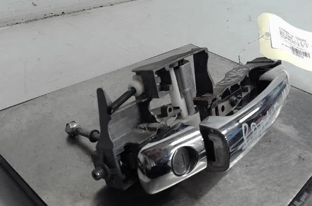Poignee ext porte avg Citroen DS3 (SA_) 1.4 vti 95 lpg (2012-2015) occasion