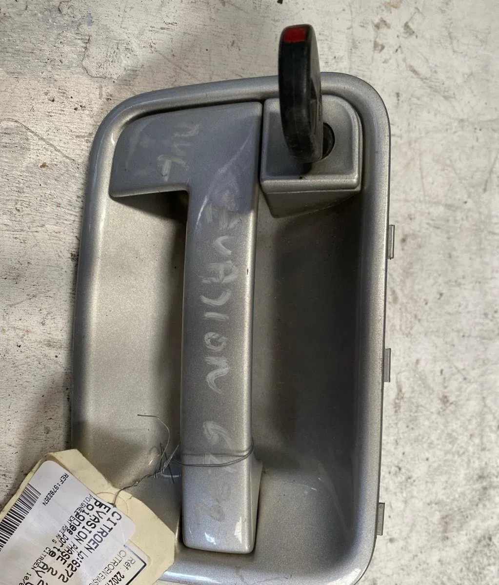Poignee ext porte avg Citroen EVASION Monospace (22, U6) 2.0 (1994-2002) occasion