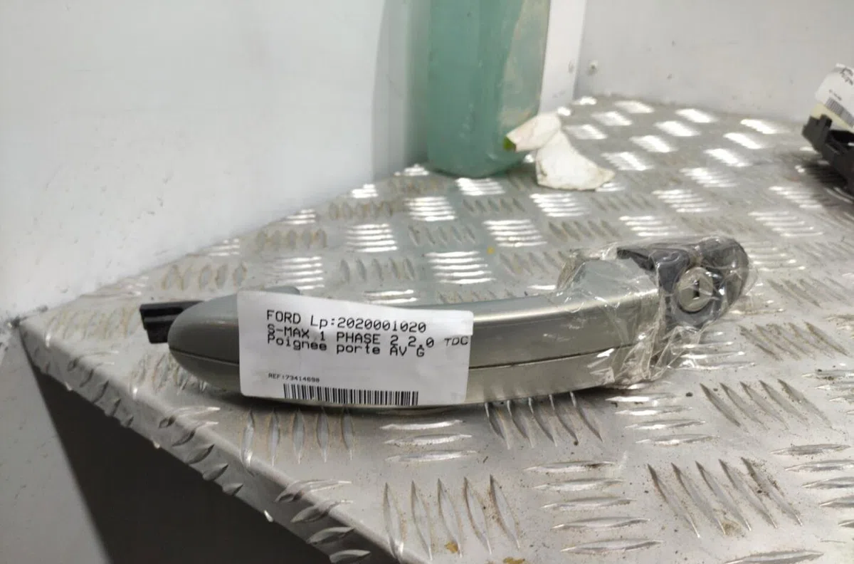 Poignee ext porte avg FORD S-MAX 1 PHASE 2 occasion