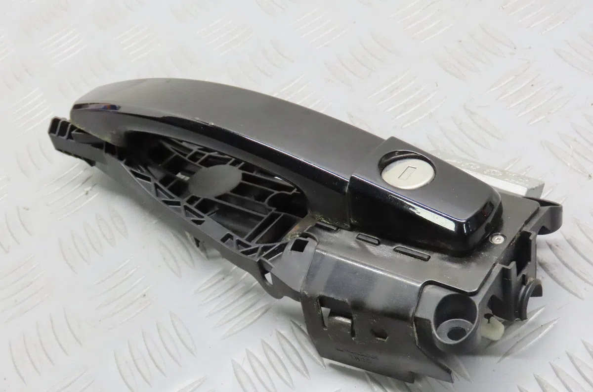 Poignee ext porte avg Opel ASTRA J (P10) 2.0 cdti (68) (2009-2015) occasion