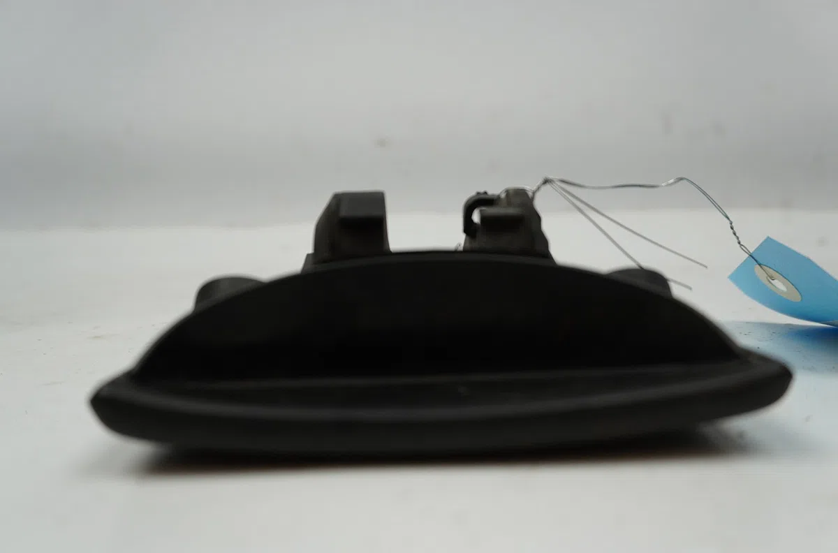 Poignee ext porte avg Peugeot 106 II (1A_, 1C_) 1.0 i (1996-2001) occasion