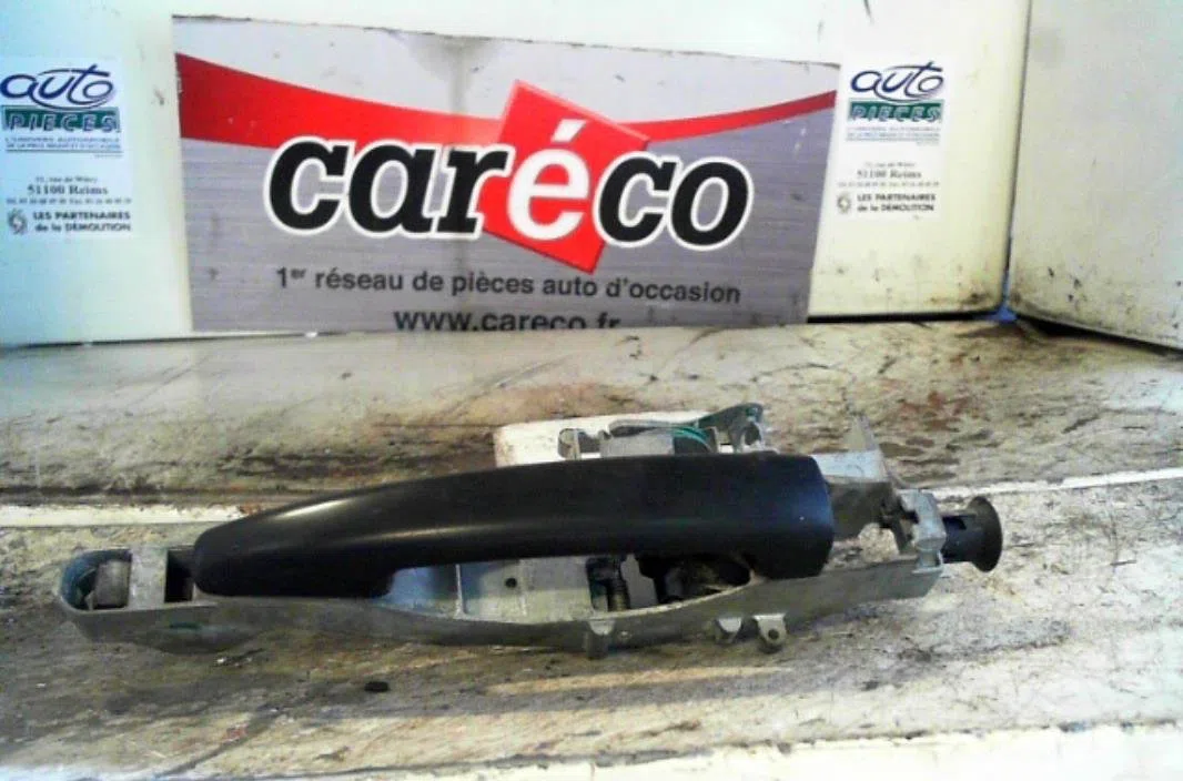 Poignee ext porte avg Peugeot 308 I (4A_, 4C_) 1.6 hdi (2007-2014) 5 portes occasion