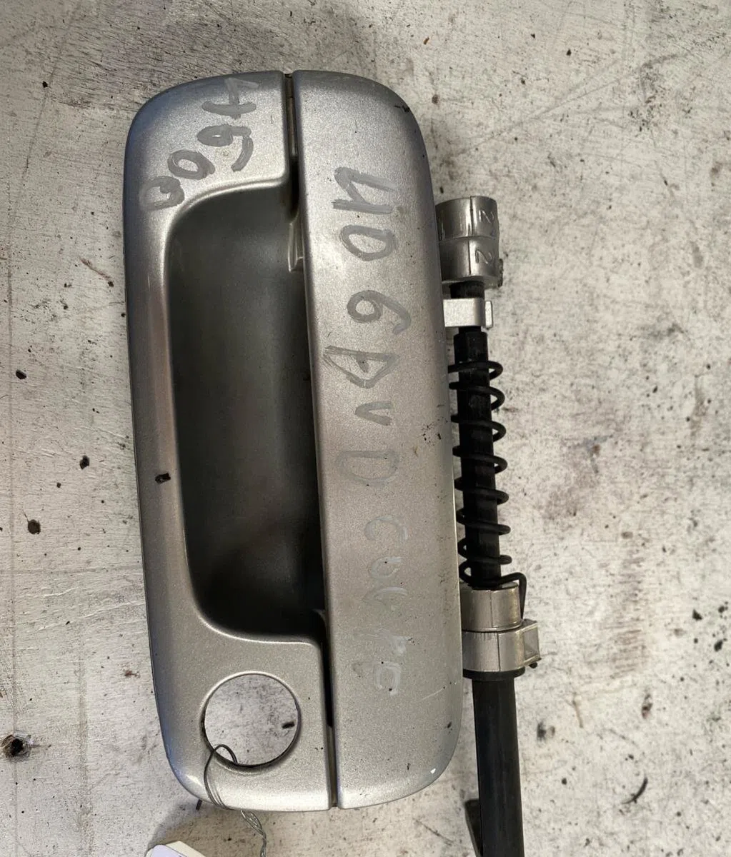 Poignee ext porte avg Peugeot 406 Coupé (8C) 2.0 16v (1997-2004) occasion