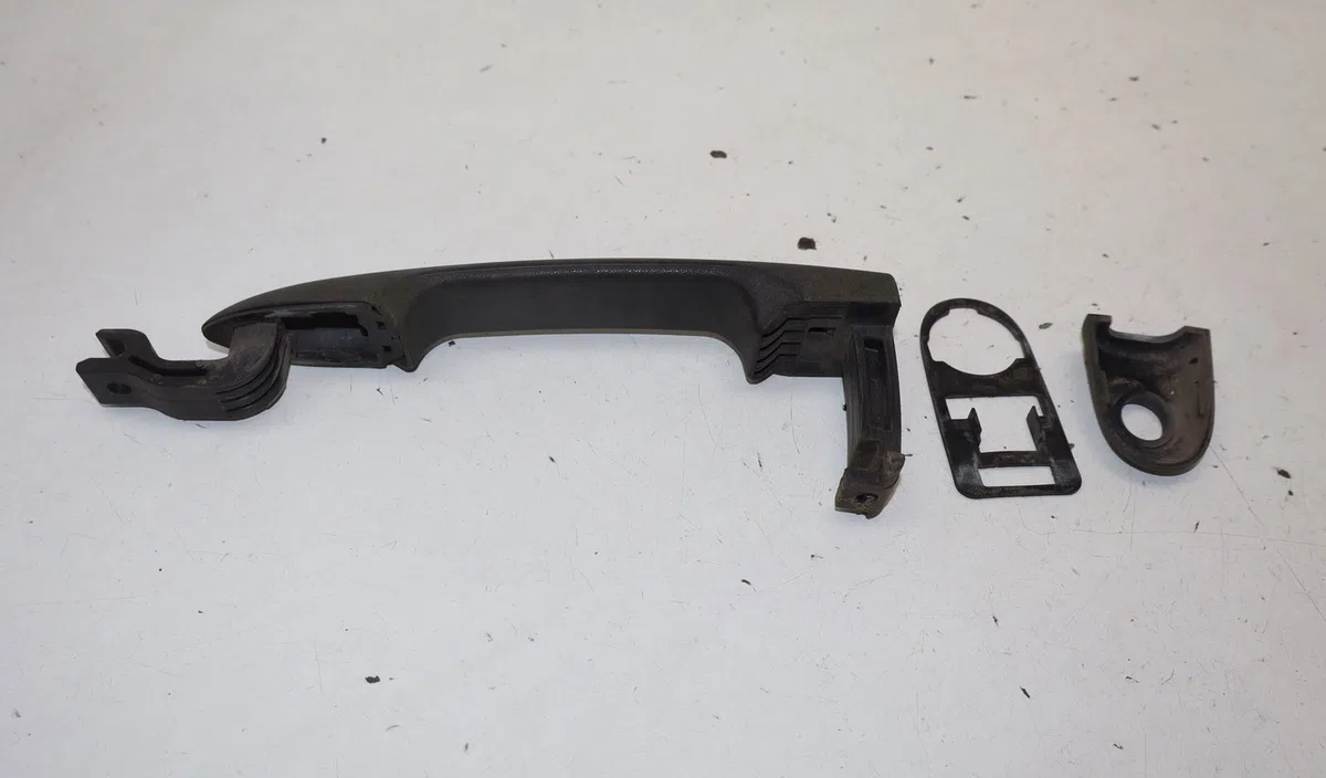 Poignee ext porte avg Renault KANGOO Express (FW0-1_) 1.5 dci 90 (fw0g, fw05, fw08, fw11) (2009) 4 portes occasion