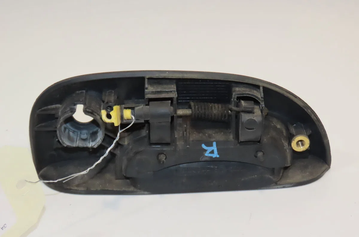 Poignee ext porte avg Renault KANGOO (KC0-1_) 1.9 dti (kc0u) (2000) occasion