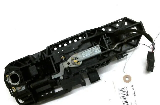 Poignee ext porte avg RENAULT LATITUDE occasion