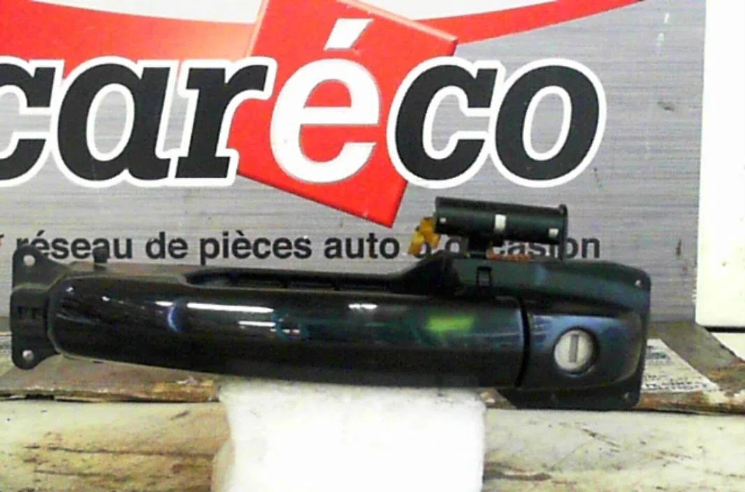 Poignee ext porte avg SUZUKI SWIFT 3  SWIFT 3 occasion
