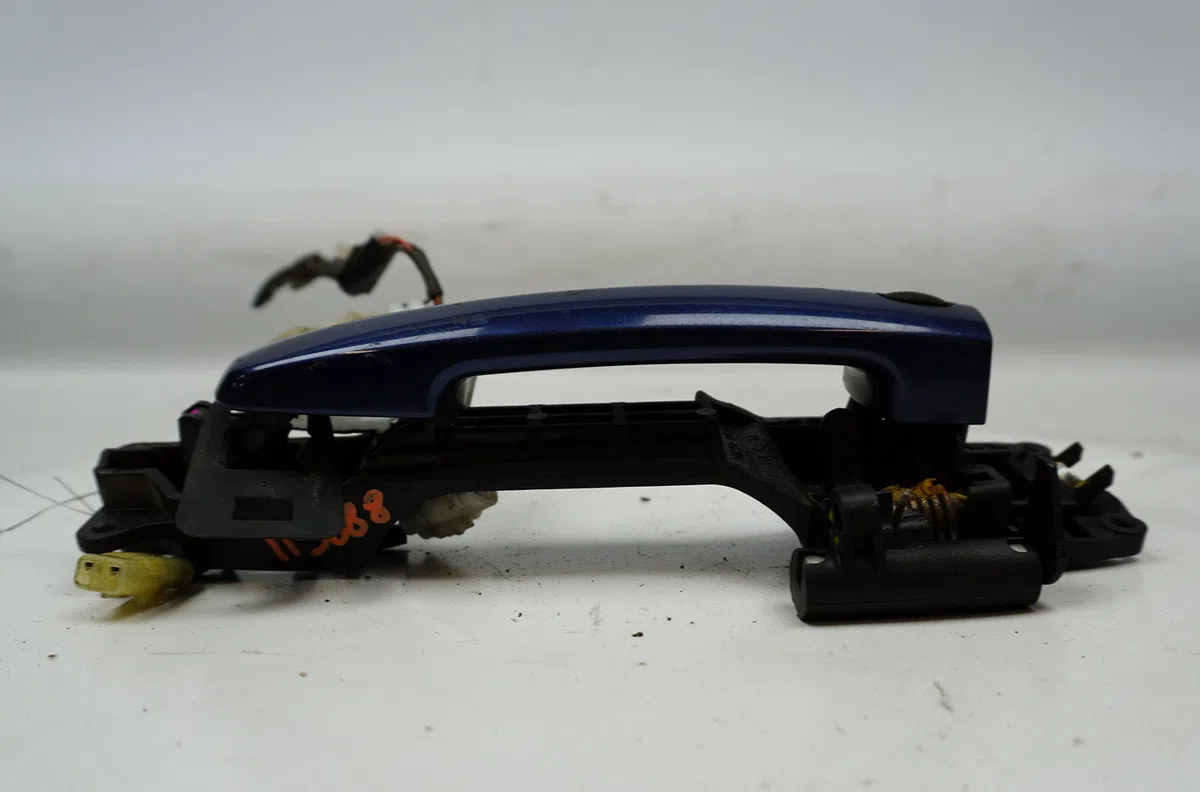 Poignee ext porte avg Suzuki SX4 (EY, GY) 1.6 vvt 4x4 (rw 416) (2009) occasion