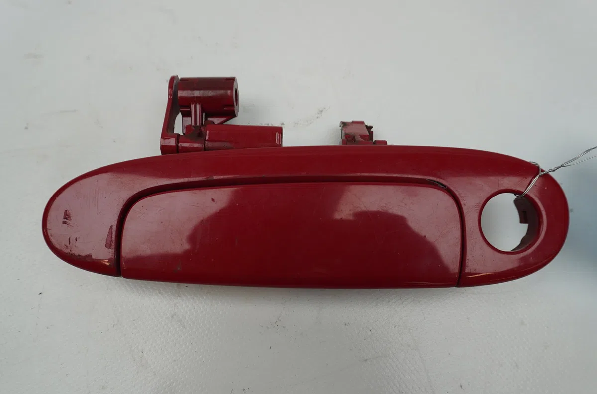 Poignee ext porte avg Toyota YARIS (_P1_) 1.0 (scp10_) (1999-2005) occasion