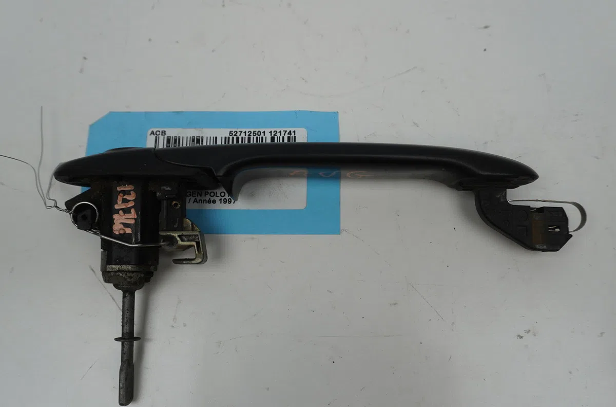Poignee ext porte avg Volkswagen POLO (6N2) 1.4 (1999-2001) 5 portes occasion