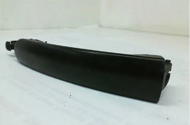 Poignee ext porte avg Volkswagen POLO (9N_, 9A_) 1.2 12v (2001-2007) 5 portes occasion
