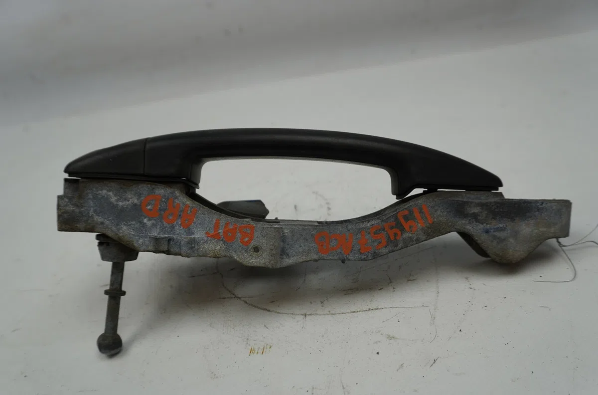 Poignee ext porte battante d Citroën JUMPY Camionnette 2.0 hdi 120 (2007-2016) occasion