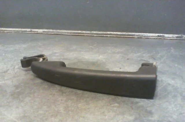 Poignee ext porte battante d Fiat SCUDO Camionnette (270_, 272_) 1.6 d multijet (2007-2016) occasion