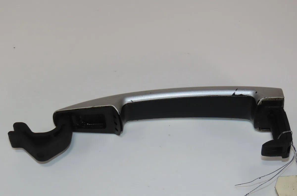 Poignee ext porte battante d Fiat SCUDO Camionnette (270_, 272_) 2.0 d multijet (2007-2016) occasion