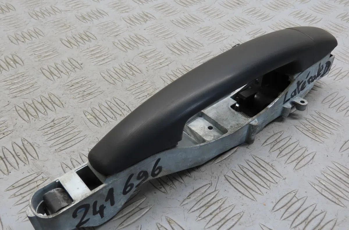 Poignee ext porte coulissante d Citroen BERLINGO Camionnette-Monospace (B9) 1.6 hdi - bluehdi 75 (2010) 4 portes occasio