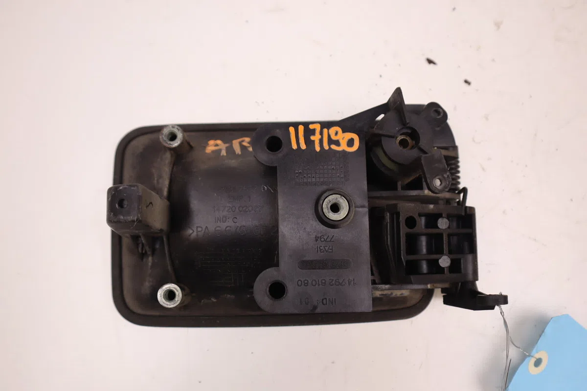 Poignee ext porte coulissante d Fiat SCUDO Camionnette (220_) 1.9 td (1998-2006) occasion