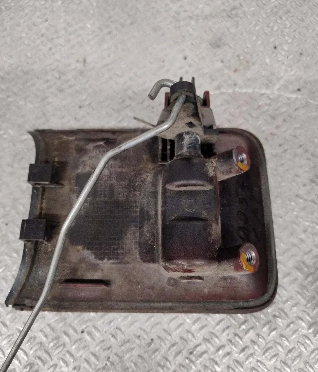 Poignee ext porte coulissante d Peugeot PARTNER Monospace (5_, G_) 1.6 hdi 75 (2005-2008) 4 portes occasion