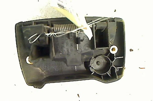 Poignee ext porte coulissante d RENAULT KANGOO occasion