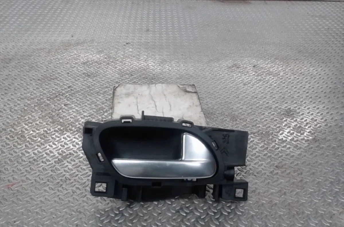 Poignee int porte ard CITROEN C4 2  C4 2 PHASE 1 occasion