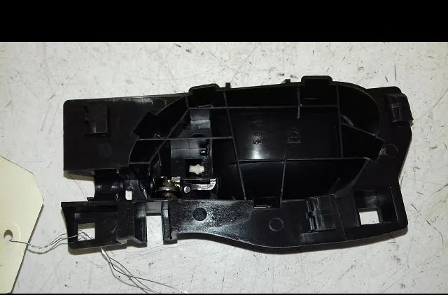 Poignee int porte ard Citroën C4 GRAND PICASSO I (UA_) 2.0 hdi 150 (2009-2013) occasion