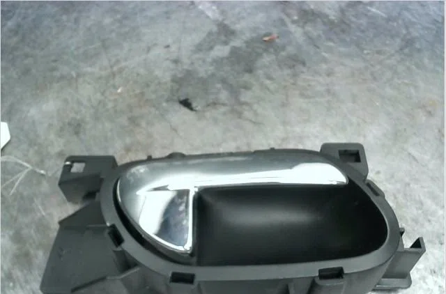 Poignee int porte ard Citroën C4 I (LC_) 1.6 hdi (2004-2011) 5 portes occasion