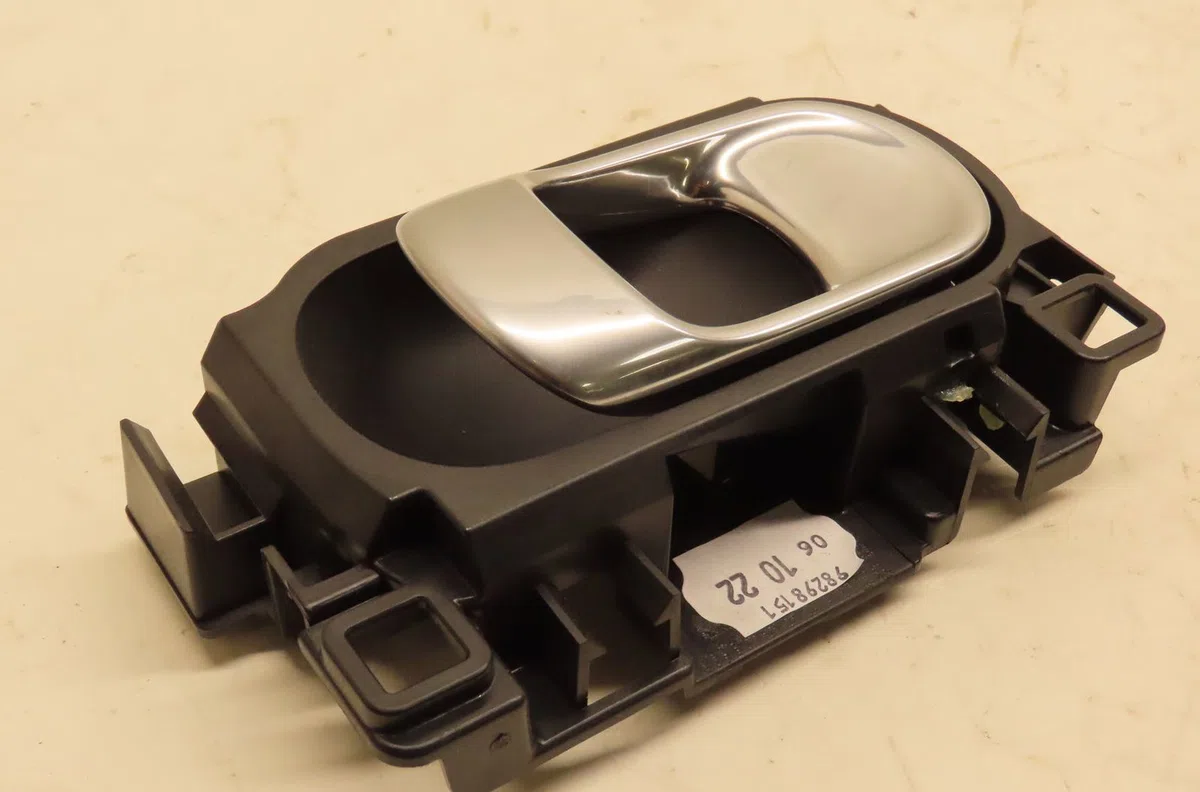Poignee int porte ard Citroen C5 AIRCROSS (A_) 1.6 hybrid 225 (a45gfr) (2020) occasion