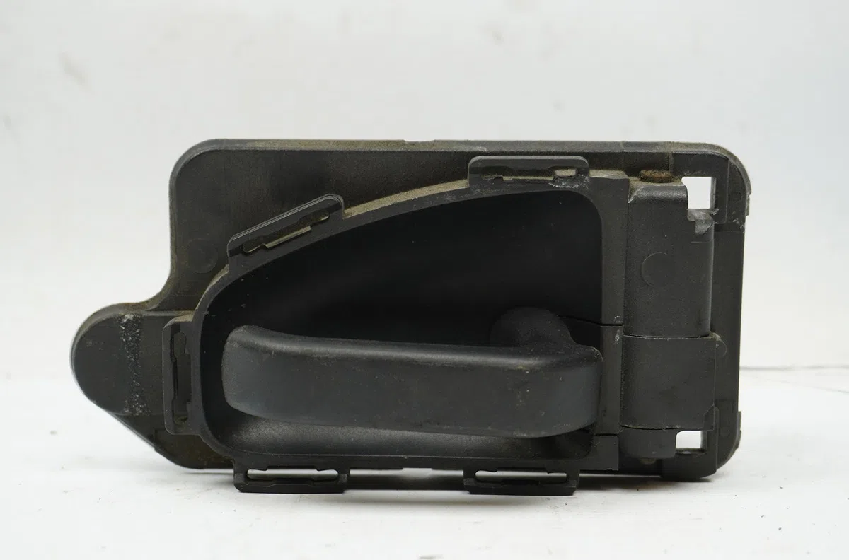 Poignee int porte ard Citroën SAXO (S0, S1) 1.0 x (1996-1998) 5 portes occasion