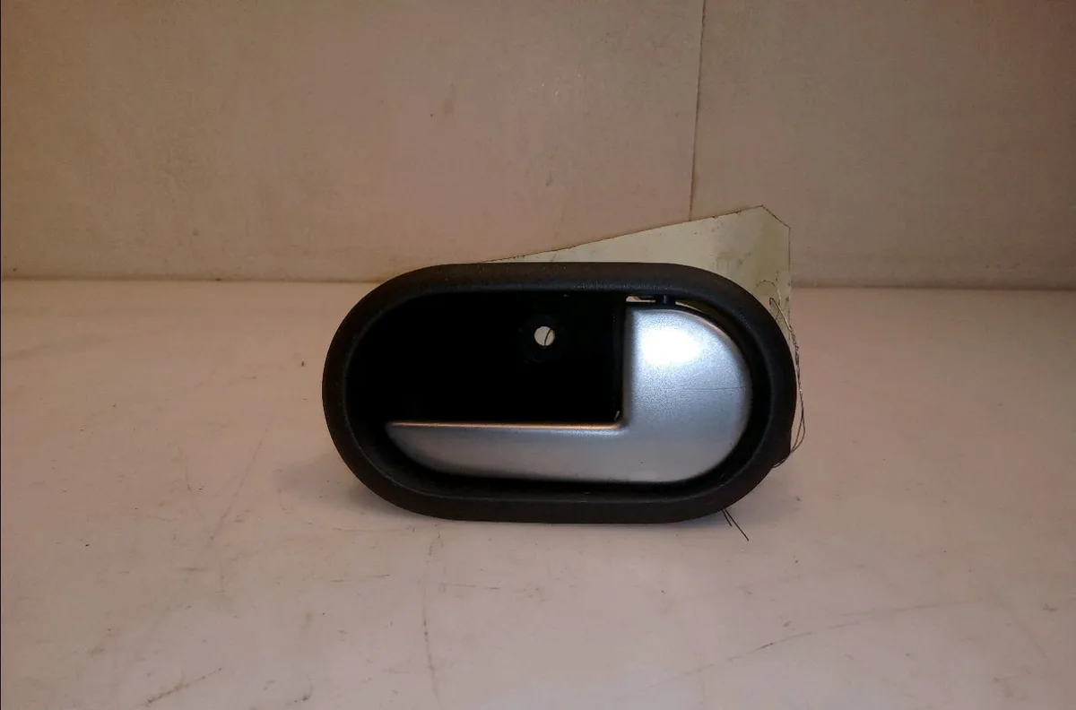 Poignee int porte ard Ford FIESTA V (JH_, JD_) 1.4 tdci (2001-2008) 5 portes occasion
