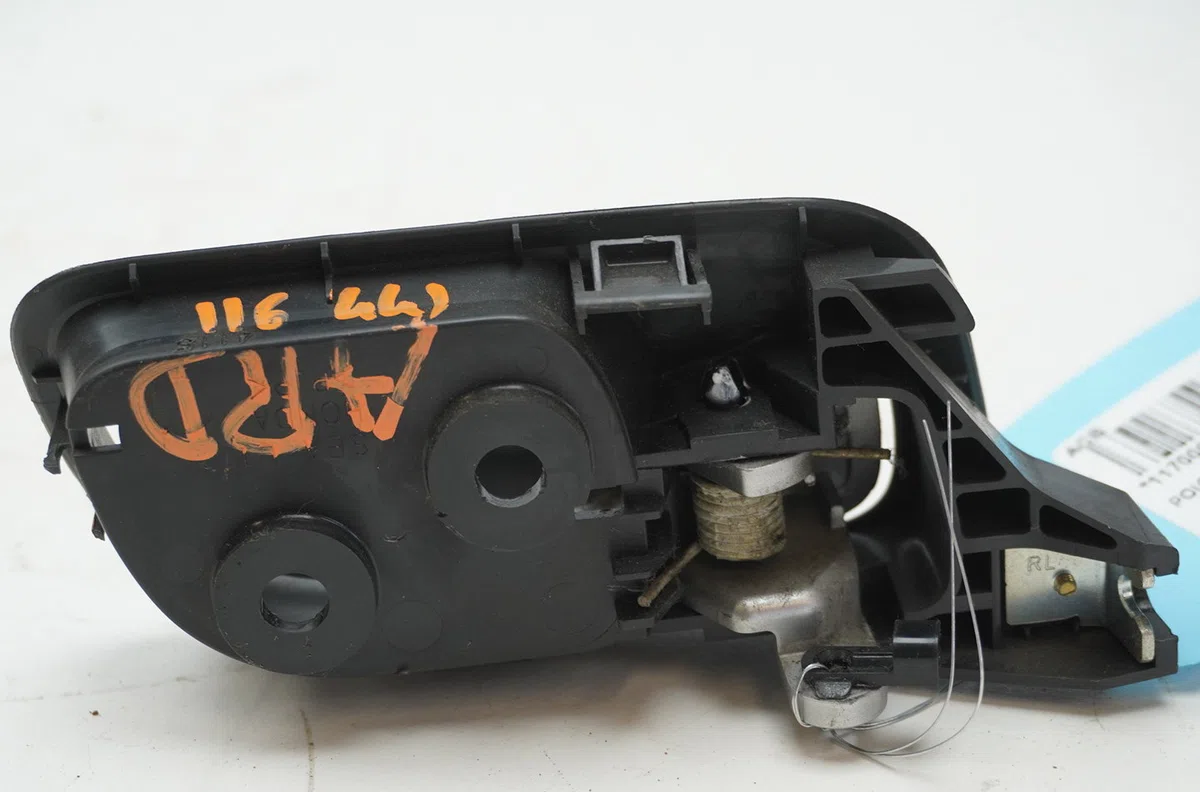 Poignee int porte ard Honda ACCORD VII (CL, CN) 2.2 i-ctdi (cn1) (2004-2008) occasion