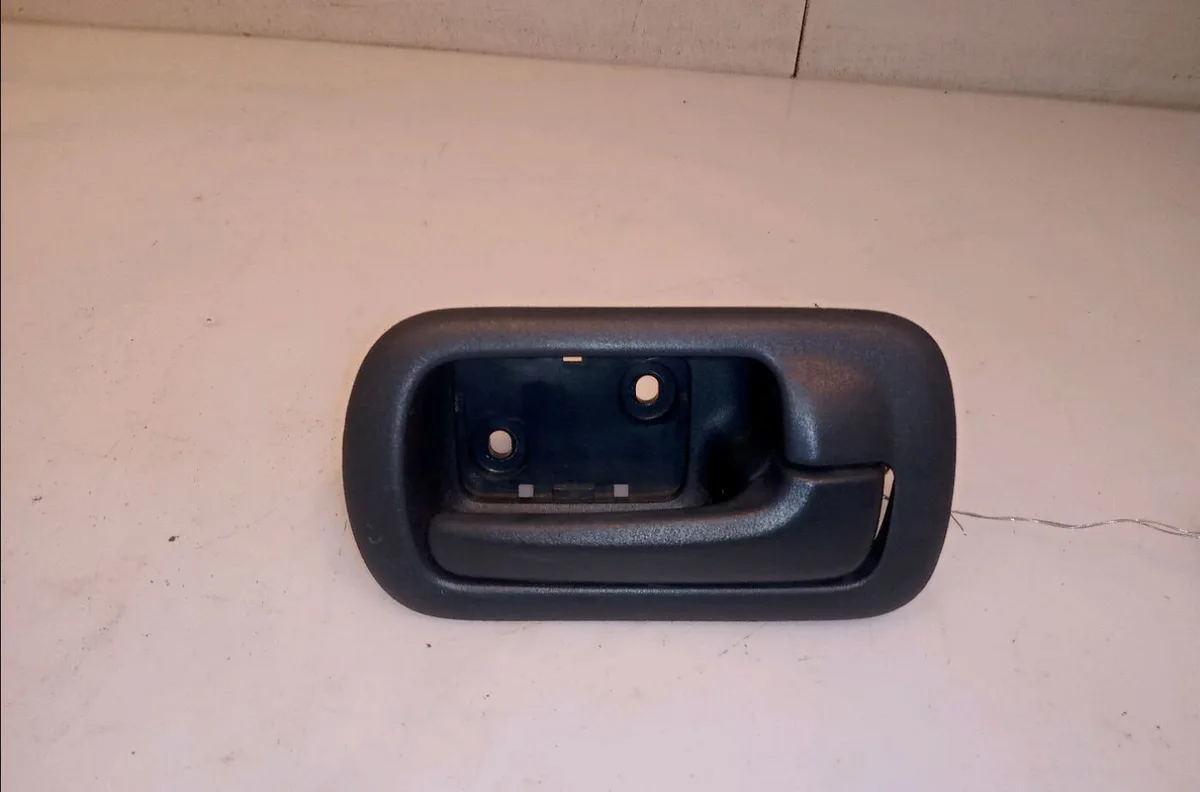 Poignee int porte ard Honda CIVIC VII Hatchback (EU, EP, EV) 1.6 i (ep2, eu8, eu6) (2001-2005) occasion