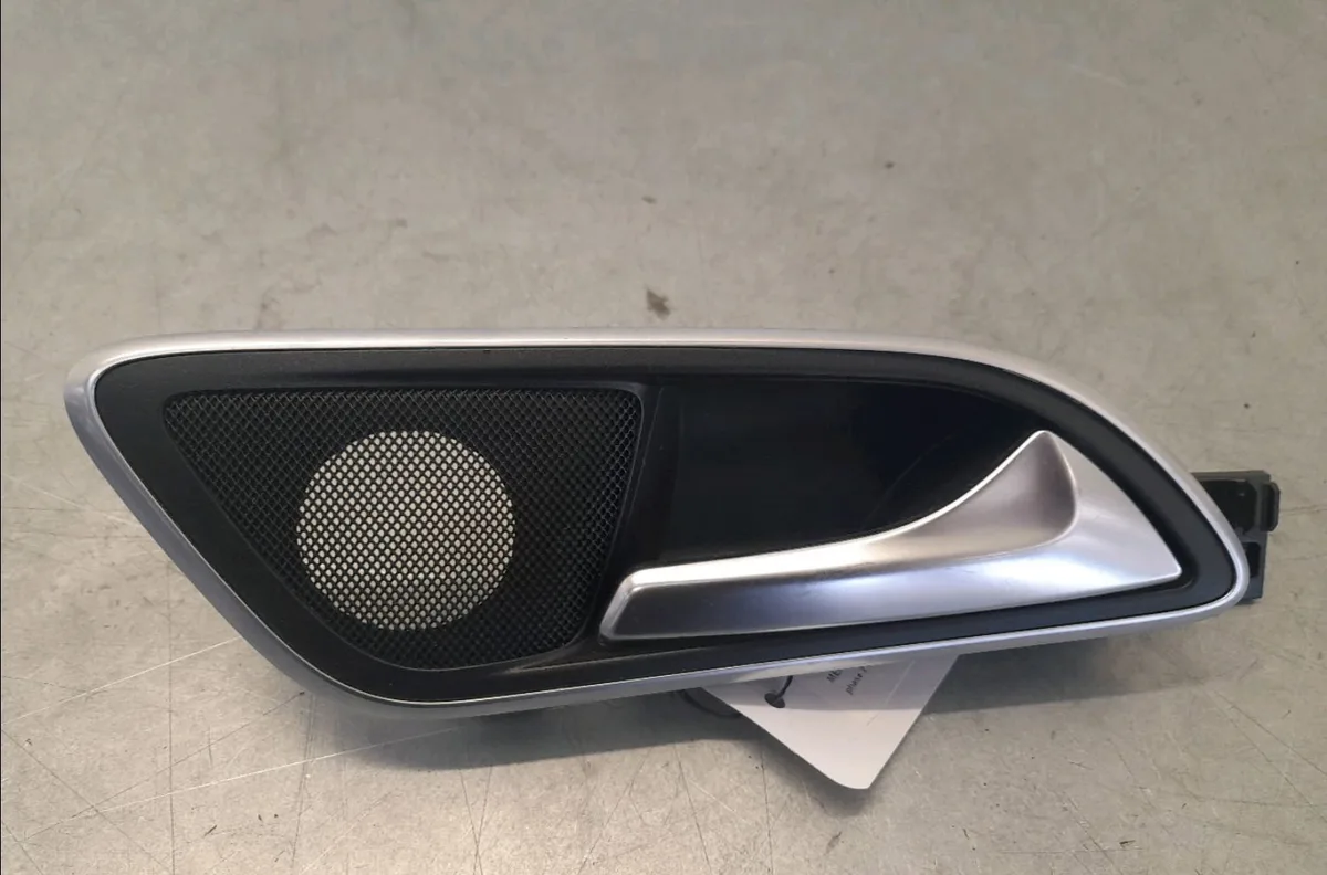 Poignee int porte ard Mercedes-benz CLASSE A (W176) A 160 (176.041) (2015-2018) occasion