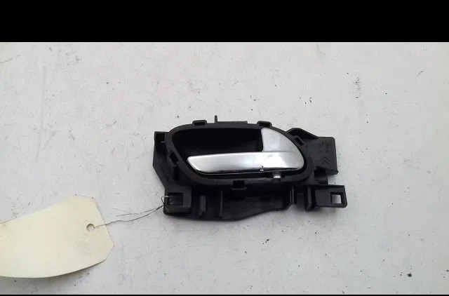 Poignee int porte ard Peugeot 207-207 (WA_, WC_) 1.6 hdi (2006-2013) 5 portes occasion