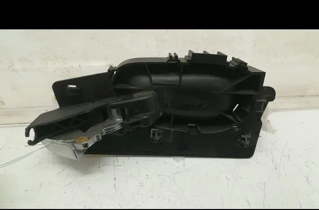 Poignee int porte ard Peugeot 307 (3A-C) 2.0 hdi 110 (2000-2007) occasion