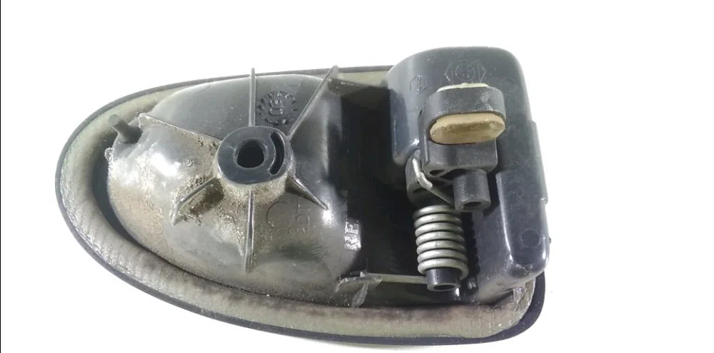 Poignee int porte ard Renault CLIO II (BB_, CB_) 1.5 dci (b-cb07) (2001-2009) 3 portes occasion