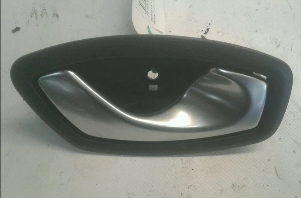 Poignee int porte ard RENAULT MEGANE III 2009 occasion