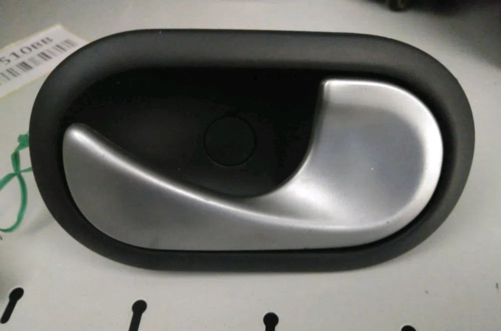 Poignee int porte ard Renault SCÉNIC II (JM0-1_) 1.5 dci (jm1e, jm16) (2005-2008) 5 portes occasion