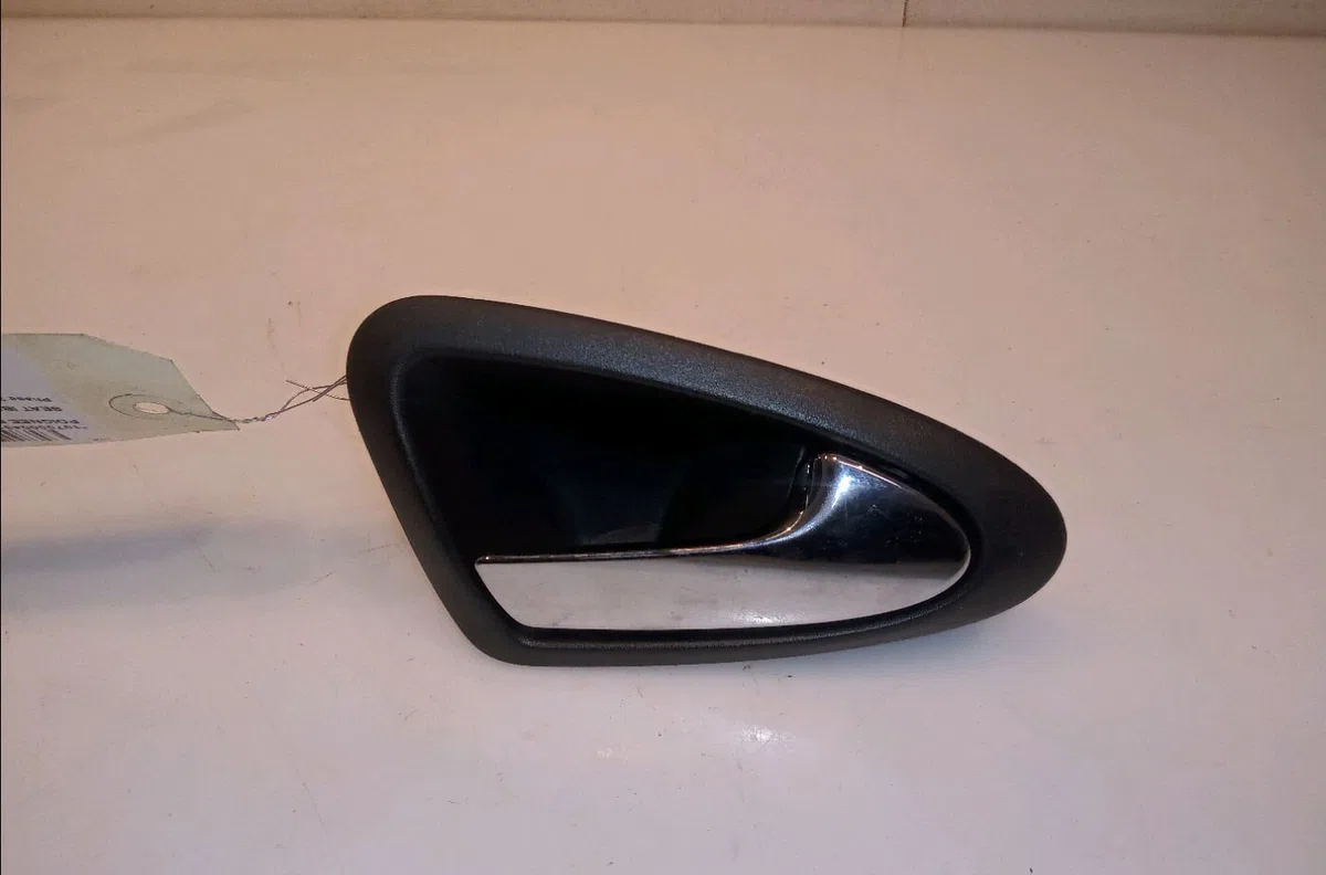Poignee int porte ard Seat IBIZA IV (6J5, 6P1) 1.6 tdi (2009-2015) occasion